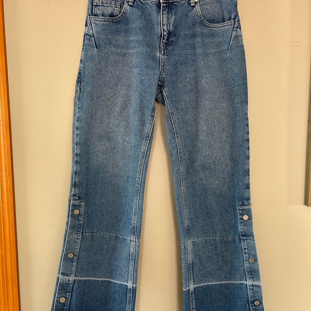 MNG Button-Snap Flared Jeans